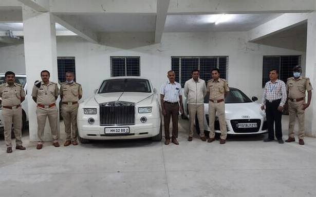 Rolls Royce car registered amitabh bachchan name