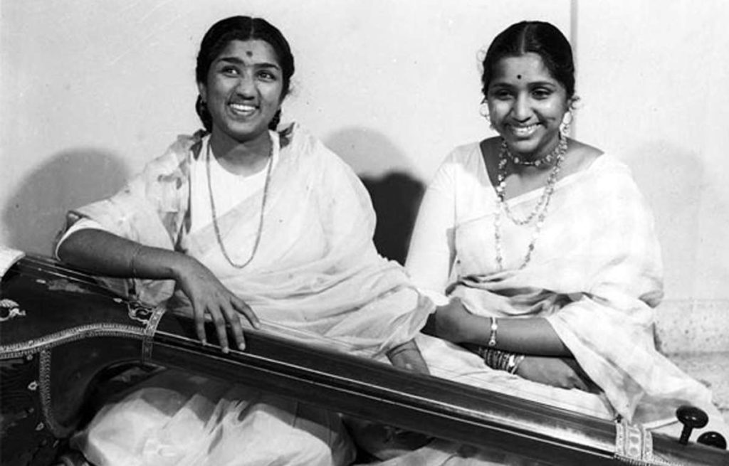 lata mangeshkar and asha bhosle 1