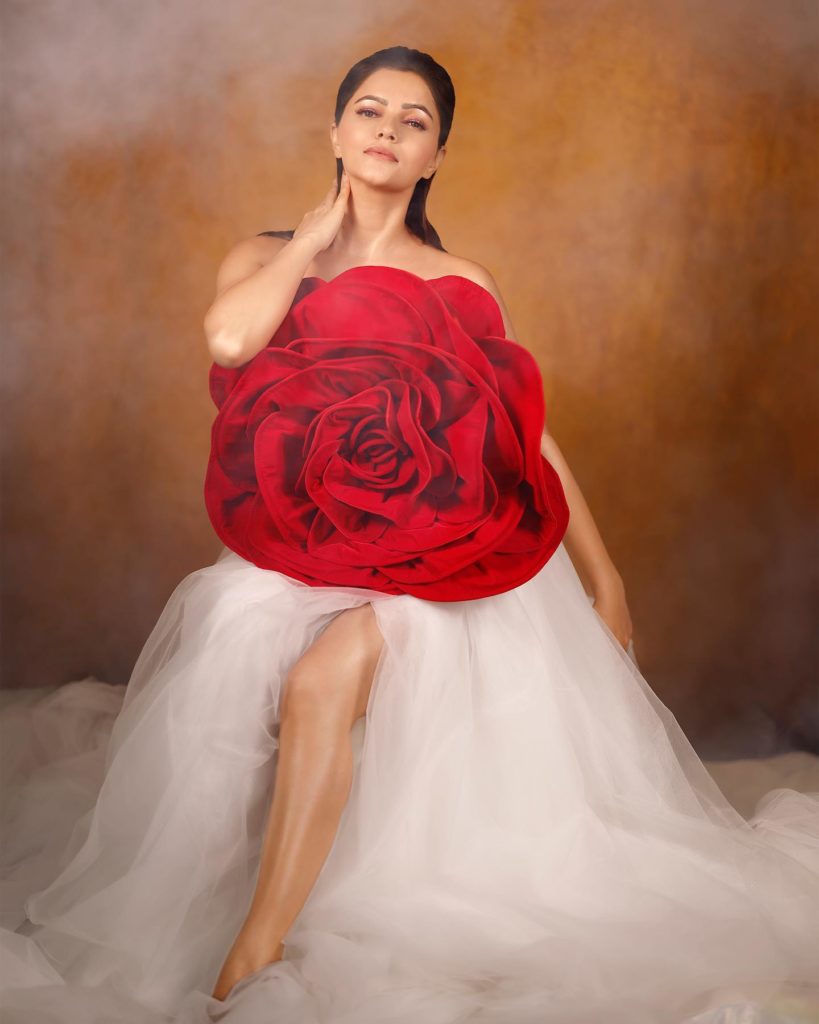 Rubina Dilaik PhotoShoot with flower 3